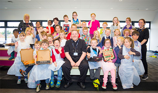 teacher and children group photo